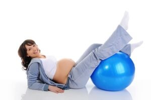Leia mais sobre o artigo Saiba quais exercícios físicos que uma grávida pode fazer